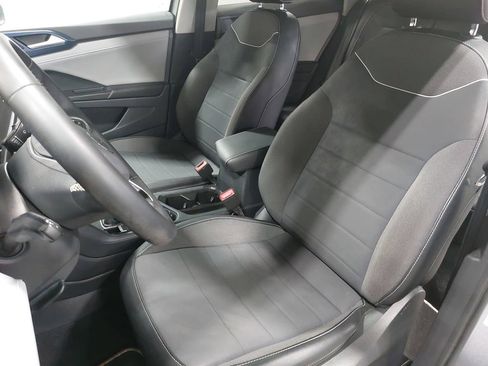 Used 2023 Volkswagen Taos SE w/ Panoramic Sunroof Package AWD/4WD image 14