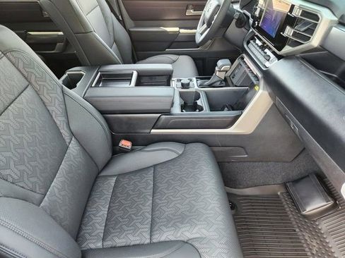 New 2025 Toyota Tundra SR5 image 33