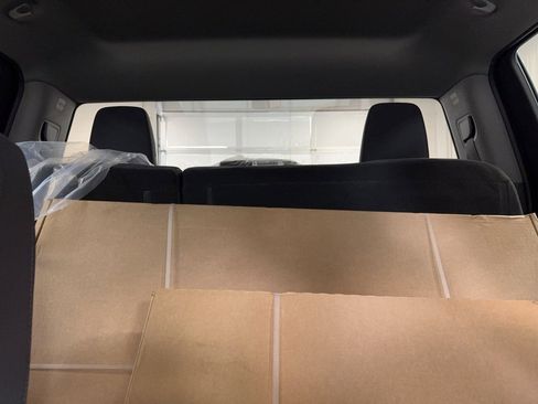 New 2026 GMC Sierra 2500 SLE image 15