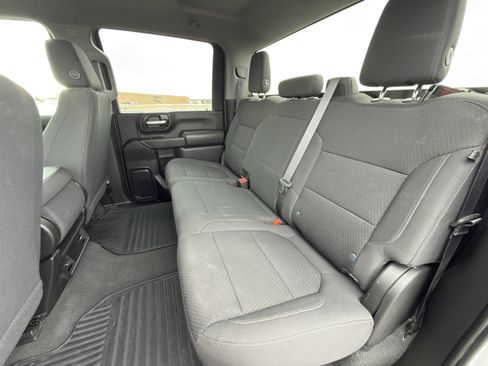 Used 2022 Chevrolet Silverado 2500 Custom w/ Custom Convenience Package image 20