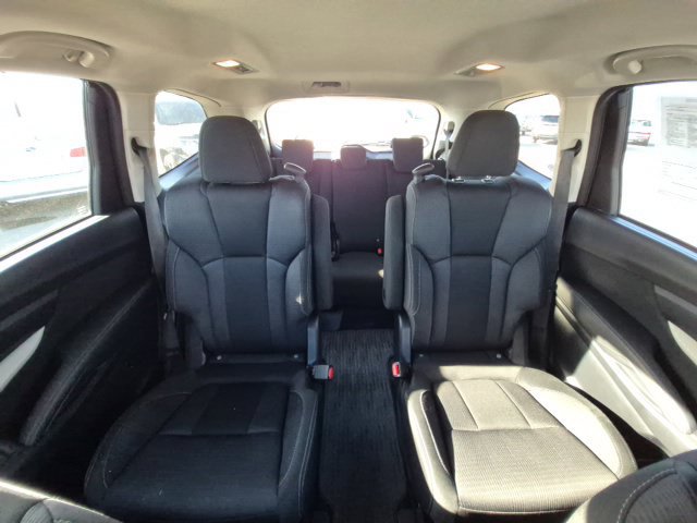 Used 2021 Subaru Ascent Premium w/ Convenience Package AWD/4WD image 18