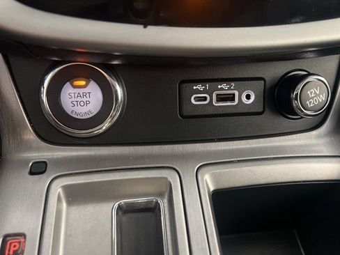 Used 2023 Nissan Murano SV image 30