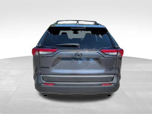 Used 2025 Toyota RAV4 XLE AWD/4WD image 4