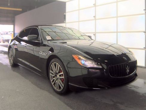 Used 2015 Maserati Quattroporte S Q4 AWD/4WD image 3