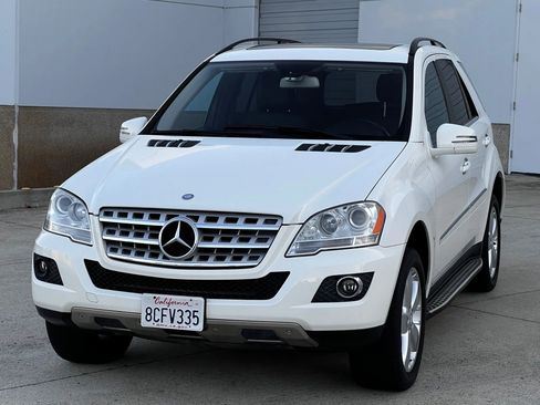 Used 2011 Mercedes-Benz ML 350 4MATIC image 16