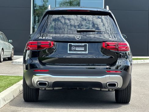 Certified 2026 Mercedes-Benz GLB 250 4MATIC image 4