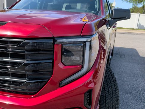 Used 2024 GMC Sierra 1500 Elevation RWD image 3