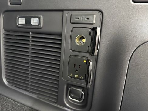 New 2025 Ford Expedition Max Active image 11