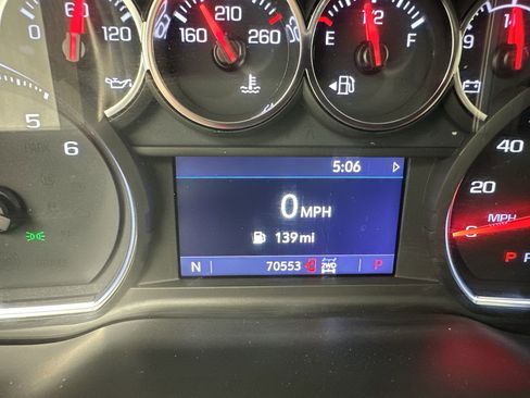 Used 2021 Chevrolet Silverado 1500 LT Trail Boss w/ Convenience Package II image 18