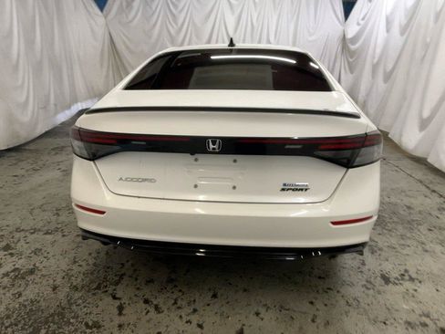 Used 2023 Honda Accord Sport image 8