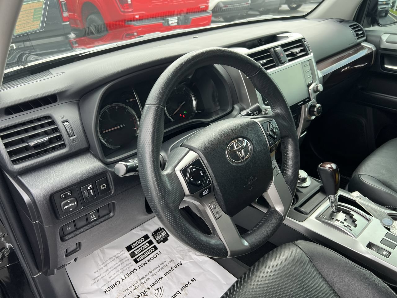 Used 2021 Toyota 4Runner Limited AWD/4WD image 18