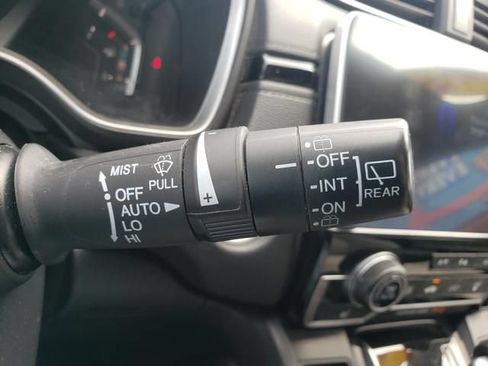 Used 2021 Honda CR-V Touring image 29