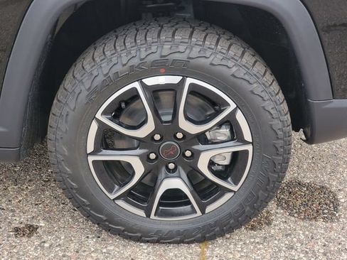 New 2026 Jeep Compass Trailhawk AWD/4WD image 30