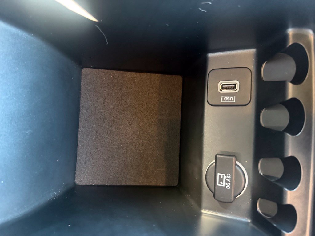 Used 2018 Jeep Cherokee Latitude w/ Safety Group AWD/4WD image 56