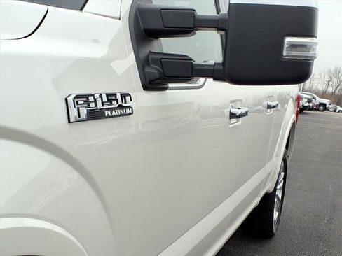 Used 2019 Ford F150 Platinum w/ Technology Package image 36