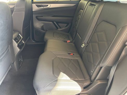Used 2026 Volkswagen Atlas Cross Sport SE FWD image 24