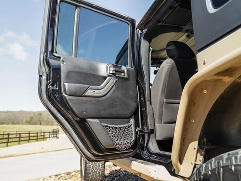 Used 2017 Jeep Wrangler Unlimited Sport w/ Quick Order Package 24S image 38