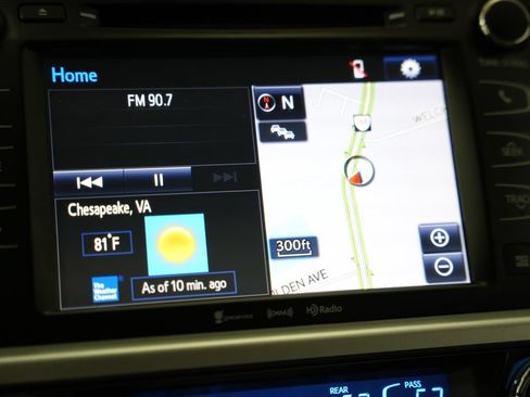 Used 2017 Toyota Highlander XLE AWD/4WD image 20