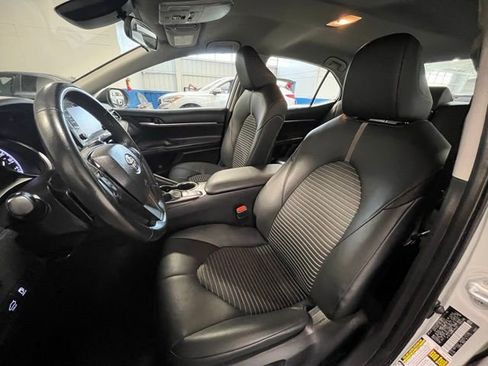 Used 2023 Toyota Camry SE FWD image 20