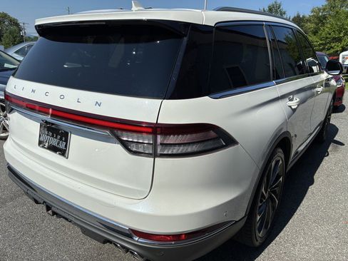 Used 2020 Lincoln Aviator Reserve w/ Equipment Group 202A AWD/4WD image 4
