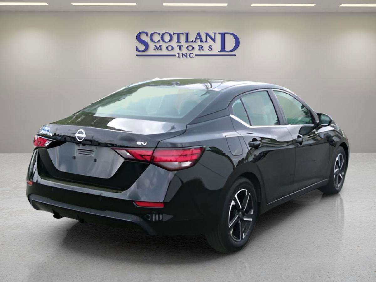 Used 2024 Nissan Sentra SV FWD image 6