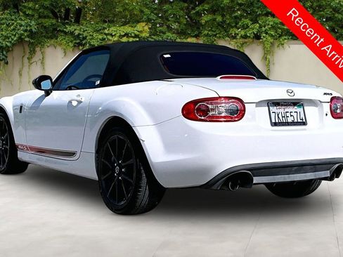 Used 2014 MAZDA MX-5 Miata Club image 4