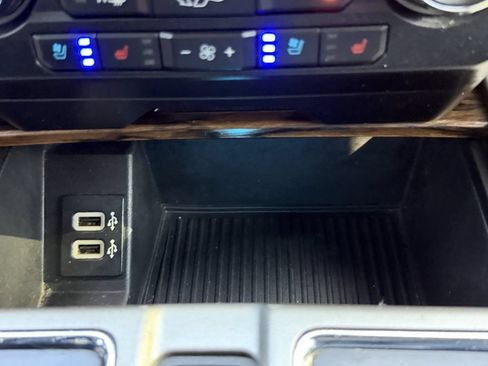 Used 2019 Ford F150 Lariat AWD/4WD image 25