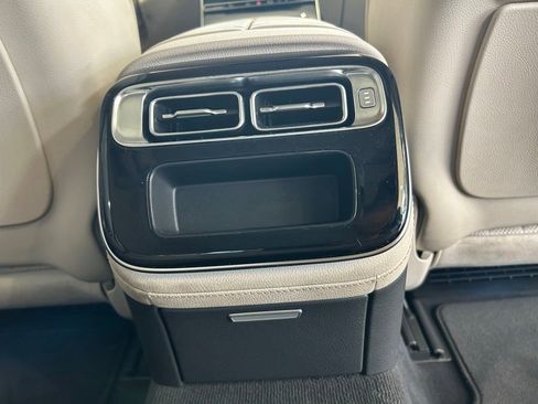 Used 2022 Mercedes-Benz S 500 4MATIC image 31