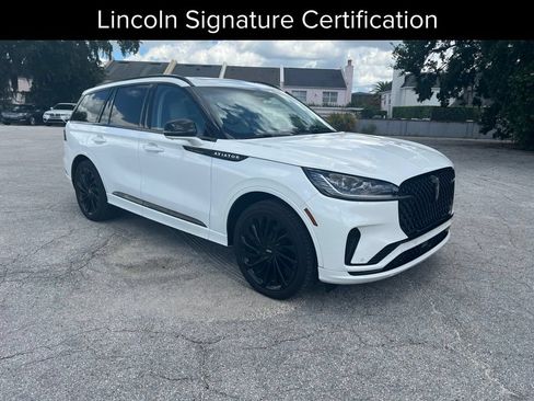 Used 2025 Lincoln Aviator Reserve w/ Luxury Package RWD image 1
