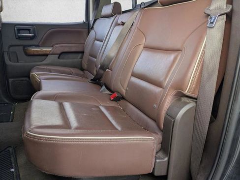 Used 2018 Chevrolet Silverado 2500 High Country w/ Duramax Plus Package image 14