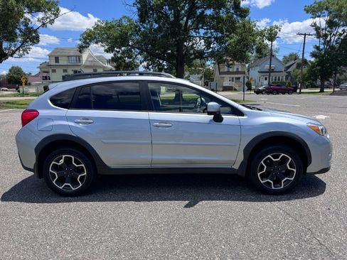 Used 2013 Subaru Crosstrek 2.0i Premium AWD/4WD image 8