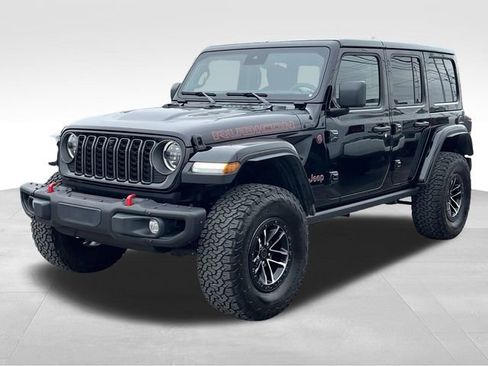 Used 2024 Jeep Wrangler Unlimited Rubicon image 3