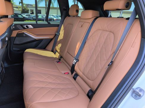 Used 2025 BMW X5 M60i w/ Executive Package AWD/4WD image 31