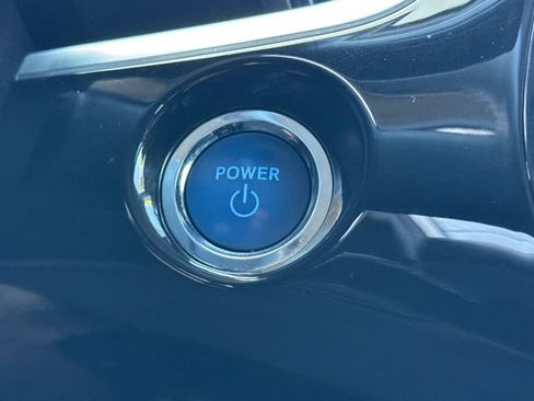 Used 2022 Toyota Prius Prime XLE FWD image 21