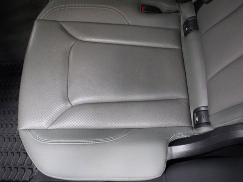 Used 2020 Audi Q8 Premium Plus AWD/4WD image 23
