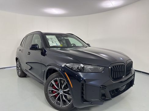 New 2026 BMW X5 xDrive50e w/ M Sport Package AWD/4WD image 6