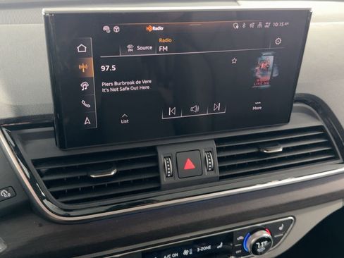 Used 2025 Audi Q5 e Premium Plus image 22