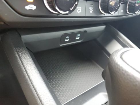 Used 2025 Honda Accord SE image 23