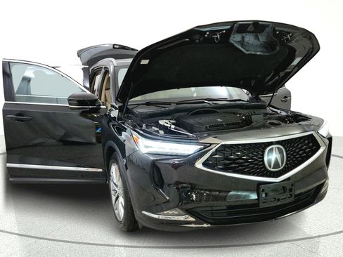 Used 2023 Acura MDX SH-AWD w/ Advance Package image 9