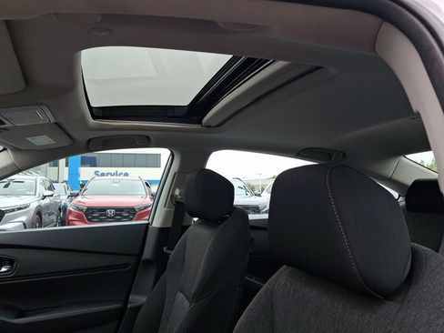 Used 2023 Honda Accord EX image 14