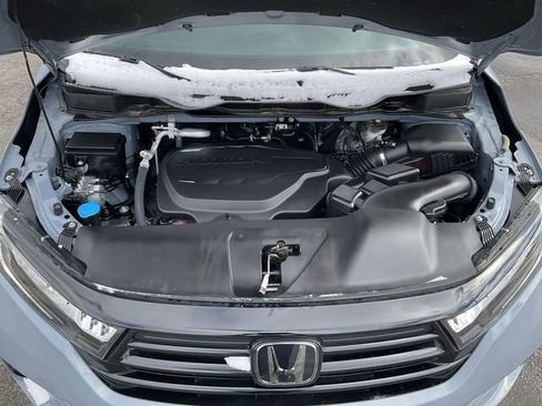 Used 2024 Honda Odyssey Sport image 35