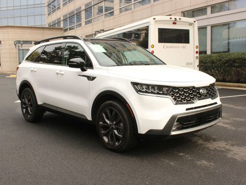 Used 2021 Kia Sorento EX w/ EX AWD X-Line Package image 1