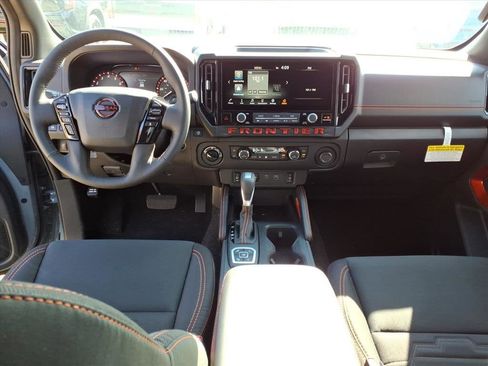 New 2026 Nissan Frontier PRO-4X w/ Pro-4x Convenience Package image 5
