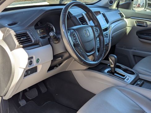 Used 2019 Honda Ridgeline RTL-T image 13