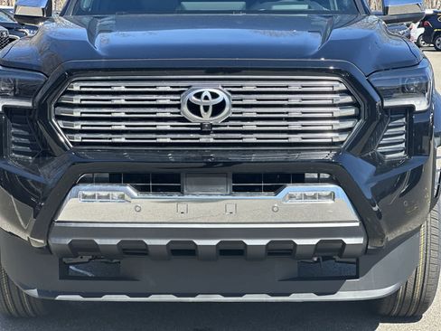 New 2026 Toyota Tacoma Limited AWD/4WD image 12