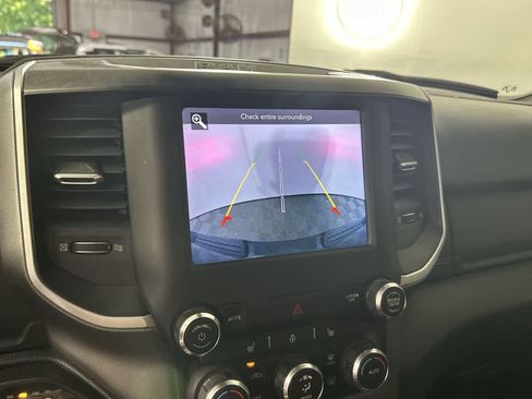 Used 2020 RAM 1500 Big Horn AWD/4WD image 8