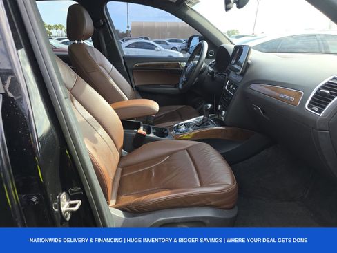 Used 2017 Audi Q5 2.0T Premium Plus w/ Technology Package image 12