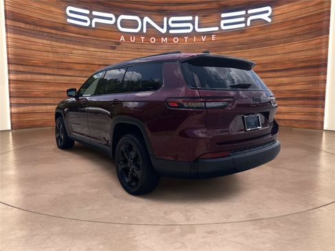 Used 2023 Jeep Grand Cherokee L Laredo AWD/4WD image 3
