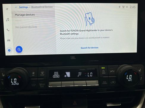 Used 2025 Toyota Grand Highlander AWD image 29