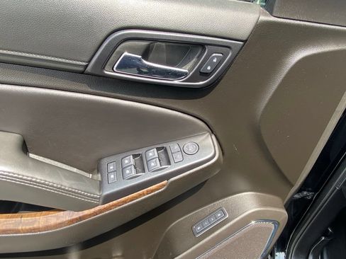 Used 2020 Chevrolet Tahoe LT AWD/4WD image 11